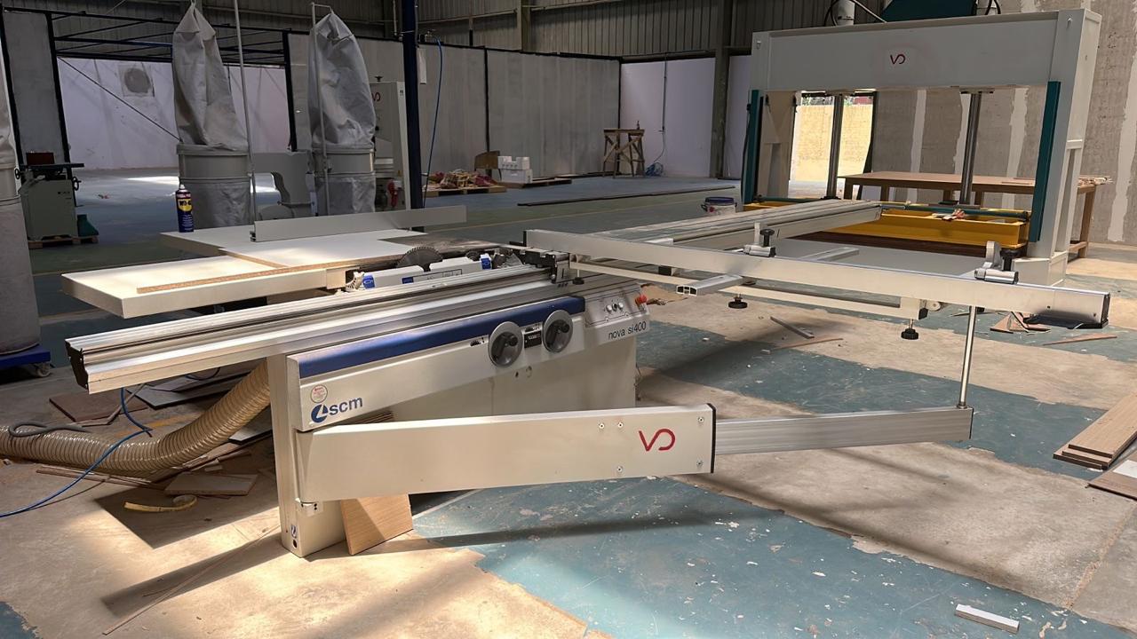 Panel saw
